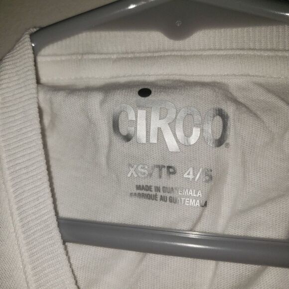 CIRCO CHRISTMAS LIGHTS GRAPHIC TEE XS - Picture 2 of 3